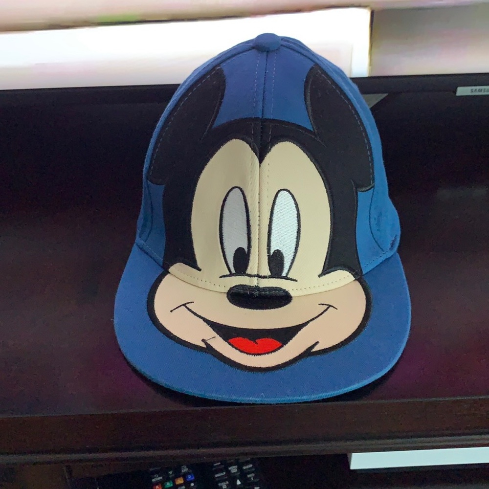 Youth Mickey Mouse hat